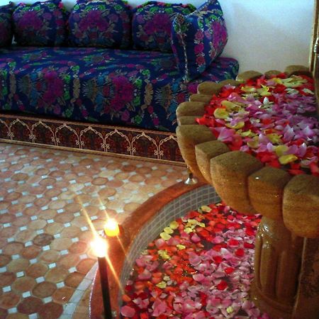 Al Andaloussiya Diyafa Hotell Moulay Idriss Exteriör bild
